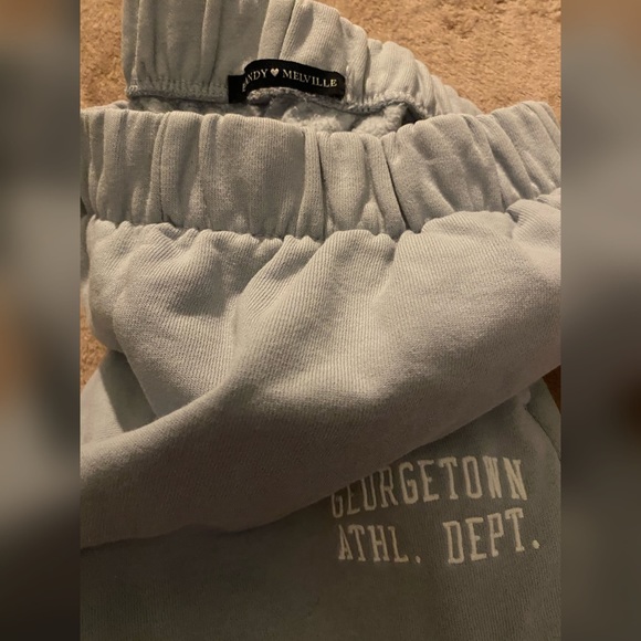 ‼️SOLD‼️Brandy Melville Georgetown Athl. Rosa Sweatpants - Picture 4 of 4